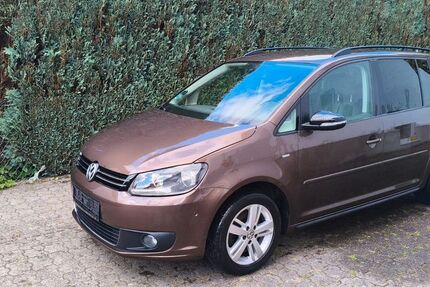 VW Touran 99.723 km 9.850 &euro; Overath 51491