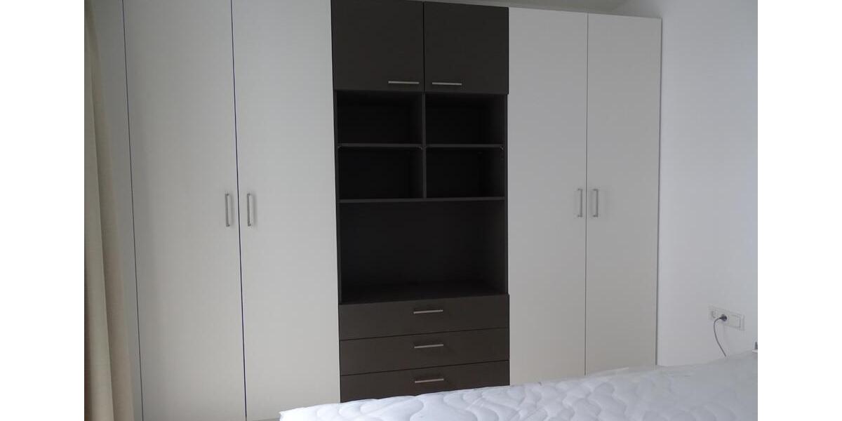 Mehrfamilienhaus, Wohnhaus Bonn Beuel-Mitte - 1 Zimmer, 30 m&sup2;, 200.000&euro; | Angebot:27285280