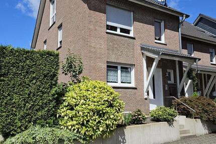 Haus Solingen Mitte - 5 Zimmer, 126 m&sup2;, 448.000&euro; | Angebot:24742651