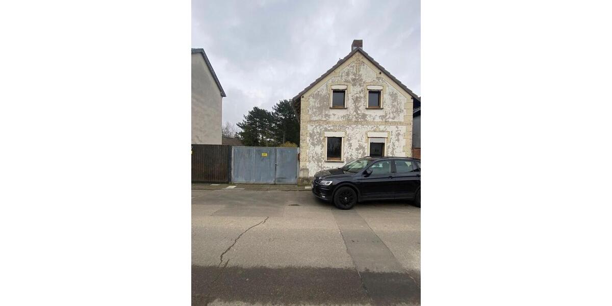 Provisionsfrei* Renovierungsbedürftiges Haus mit Anbau und Erweiterungspotential bis 400 - 450 QM Wohnfläche möglich 5 zimmer