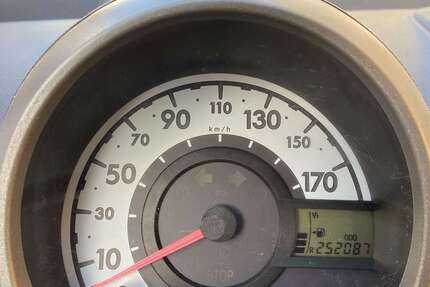 Toyota Aygo 252.000 km 1.200 &euro; Köln 50676