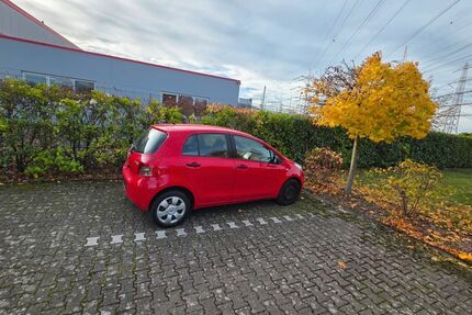 Toyota Yaris 136.000 km 2.900 &euro; Hürth 50354