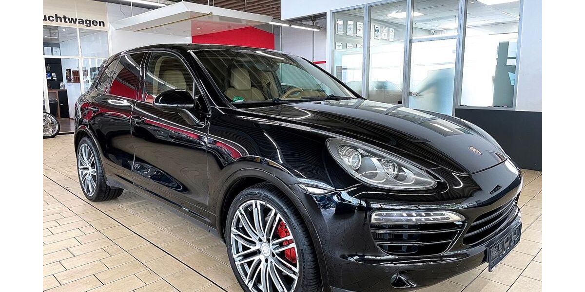 Porsche Cayenne 202.000 km 17.950 € Köln 50739