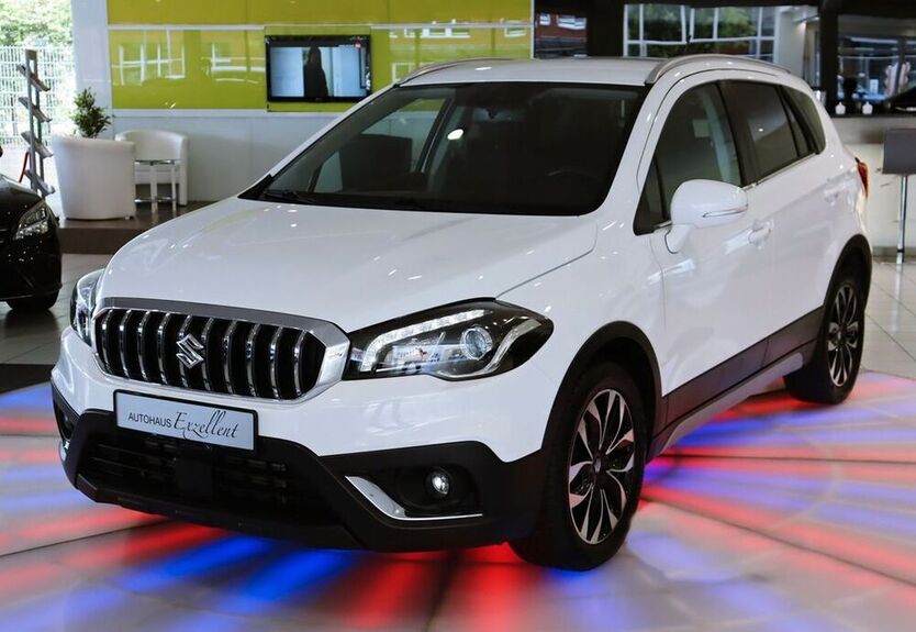 (SX4) S-Cross