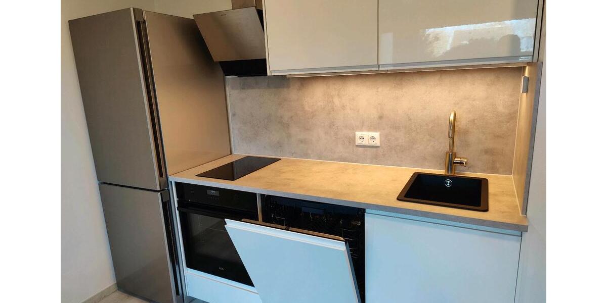 Hochparterre Köln Lindenthal - 1 Zimmer, 31 m&sup2;, 1.050&euro; | Angebot:25416055