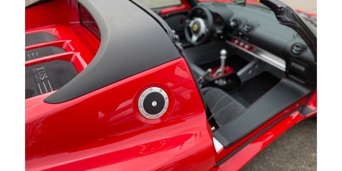 Lotus Elise 9.845 km 66.666 &euro; Köln 50858