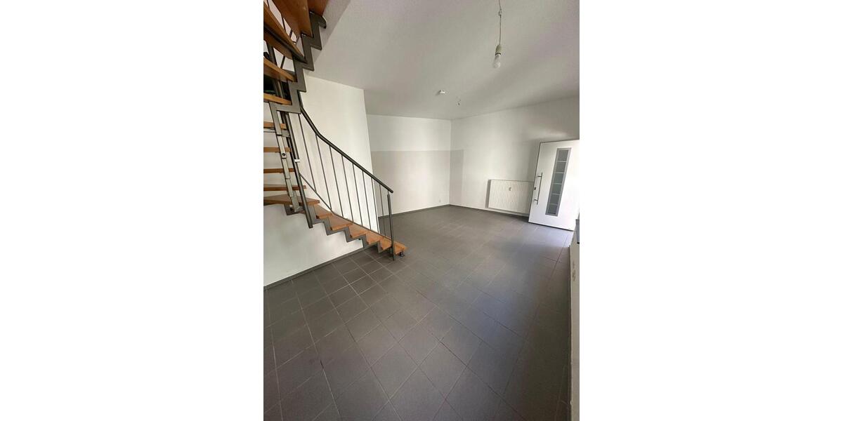 Etagenwohnung Bonn - 2 Zimmer, 55 m&sup2;, 800&euro; | Angebot:26408975
