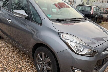 Hyundai ix20 89.700 km 4.950 &euro; Leverkusen 51371