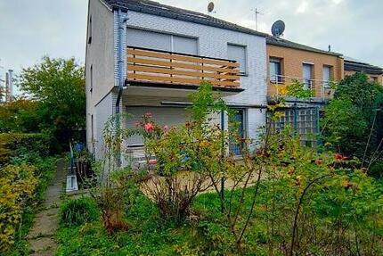 Gute Gelegneheit Großzügig geschnittenes Reihenendhaus mit Balkon, schönem Garten und Garage 6 zimmer