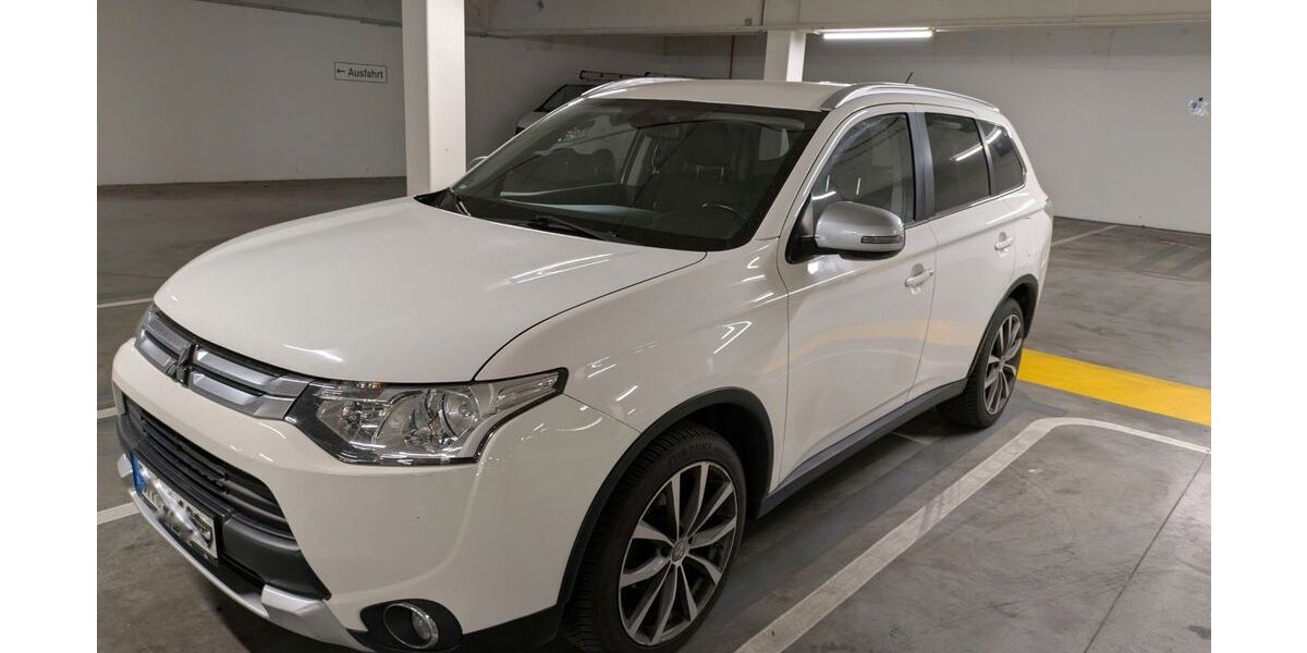 Mitsubishi Outlander 195.126 km 7.300 &euro; Wesseling 50389