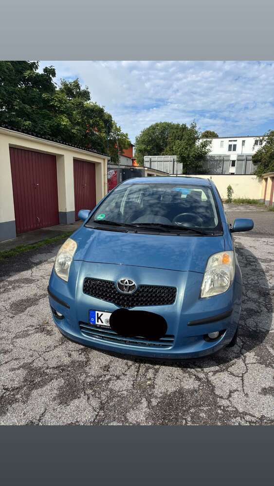 Yaris