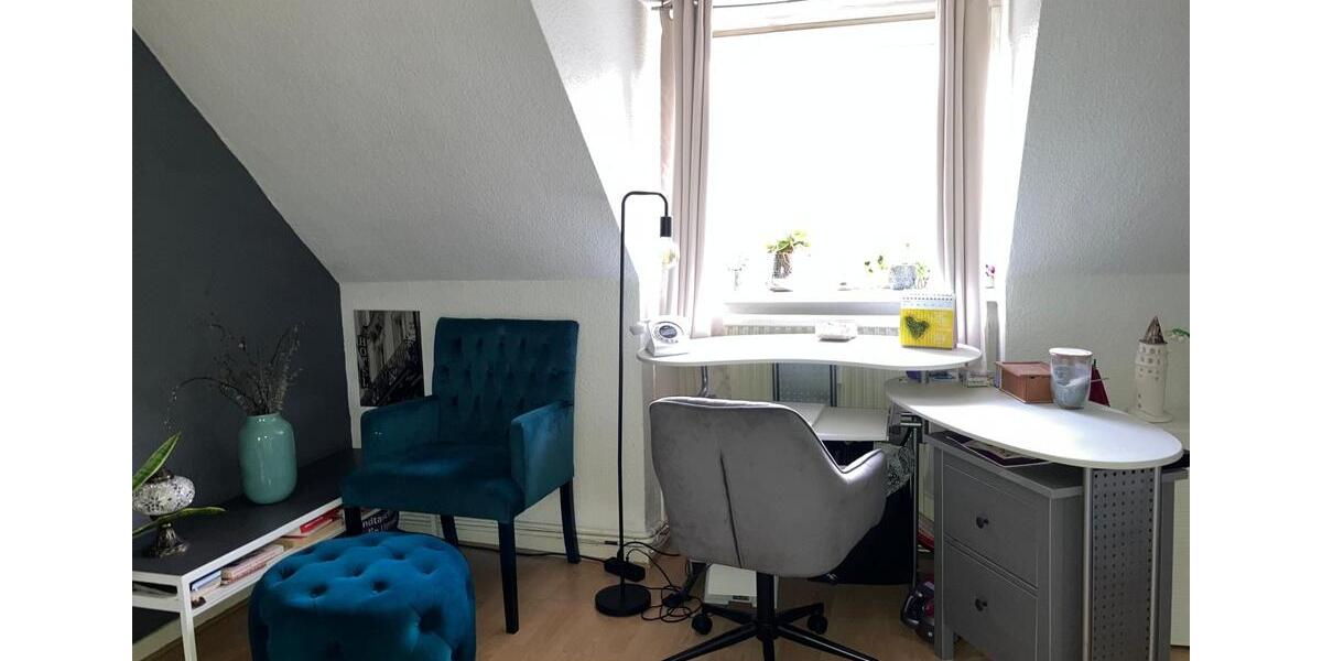 Dachgeschoßwohnung Köln Nippes - 2 Zimmer, 40 m&sup2;, 500&euro; | Angebot:26315040