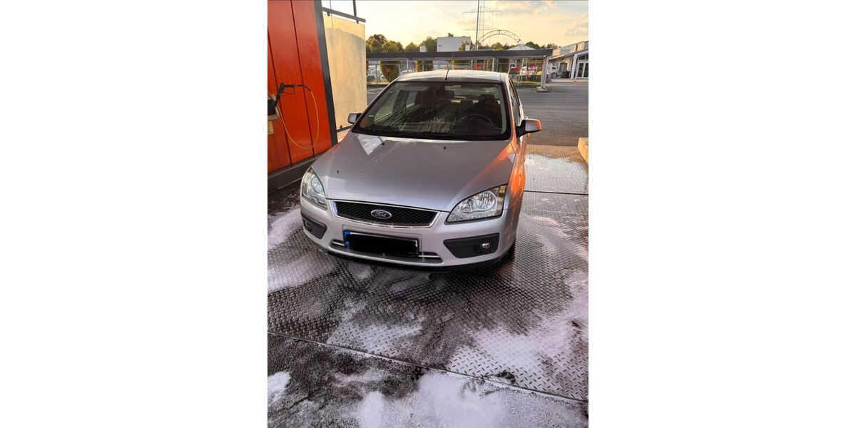 Ford Focus 120.765 km 1.000 &euro; Rösrath 51503