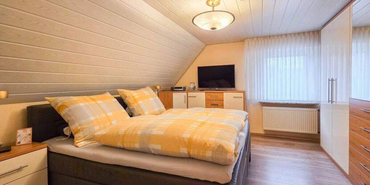 Mehrfamilienhaus, Wohnhaus Troisdorf Bergheim - 8 Zimmer, 204 m&sup2;, 449.000&euro; | Angebot:25278776