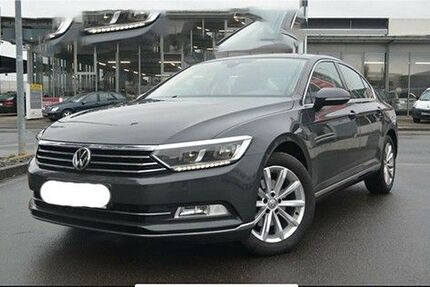 VW Passat 355.000 km 10.900 € Köln 50733