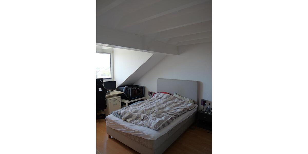 Dachgeschoßwohnung Köln Porz - 2 Zimmer, 61 m&sup2;, 220.000&euro; | Angebot:27116848