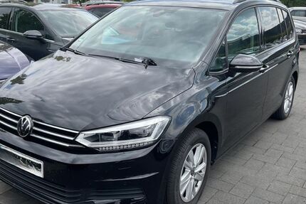 VW Touran 16.162 km 37.950 &euro; Hilden 40721