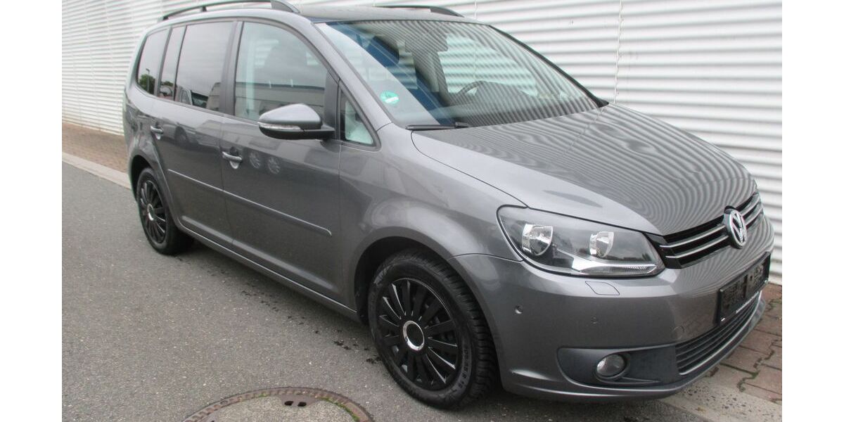 VW Touran 226.295 km 7.888 &euro; Köln 50933