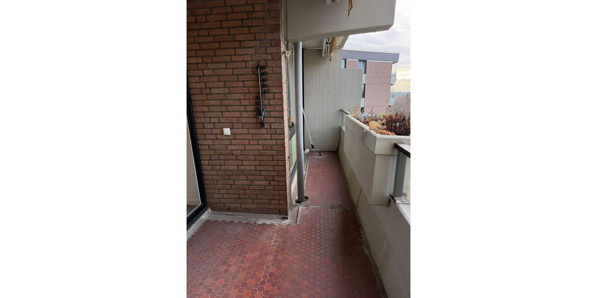 Etagenwohnung Köln Westhoven - 3 Zimmer, 96 m&sup2;, 1.400&euro; | Angebot:25568412