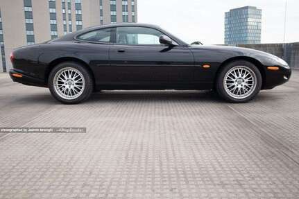 Jaguar XK8