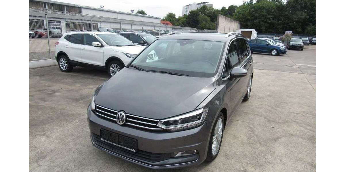 VW Touran 124.955 km 17.500 &euro; Leverkusen 51371