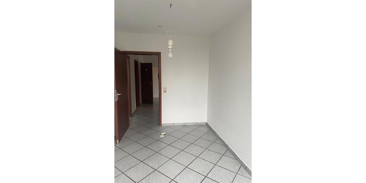 Etagenwohnung Bergisch Gladbach Alt-Frankenforst - 3 Zimmer, 94 m&sup2;, 1.570&euro; | Angebot:25478998