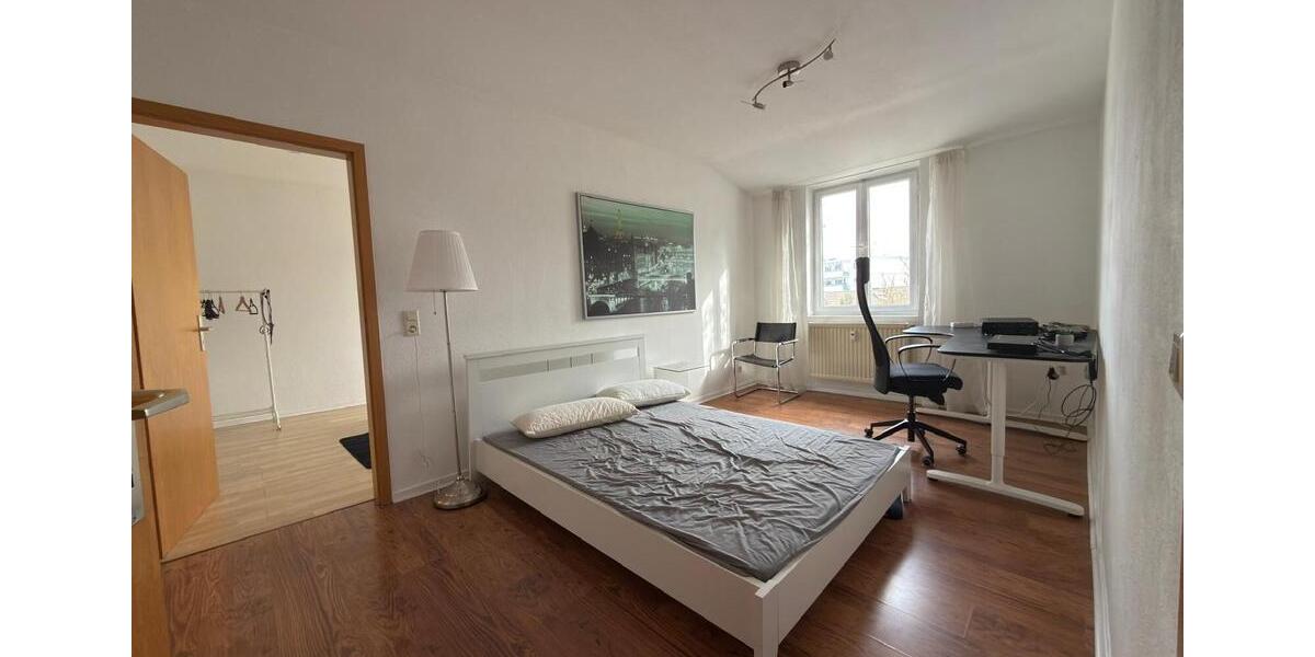 Dachgeschoßwohnung Bonn Tannenbusch - 3 Zimmer, 58 m&sup2;, 1.000&euro; | Angebot:26067705