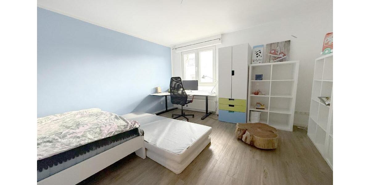 Reihenhaus Frechen - 5 Zimmer, 154 m&sup2;, 2.650&euro; | Angebot:26060513