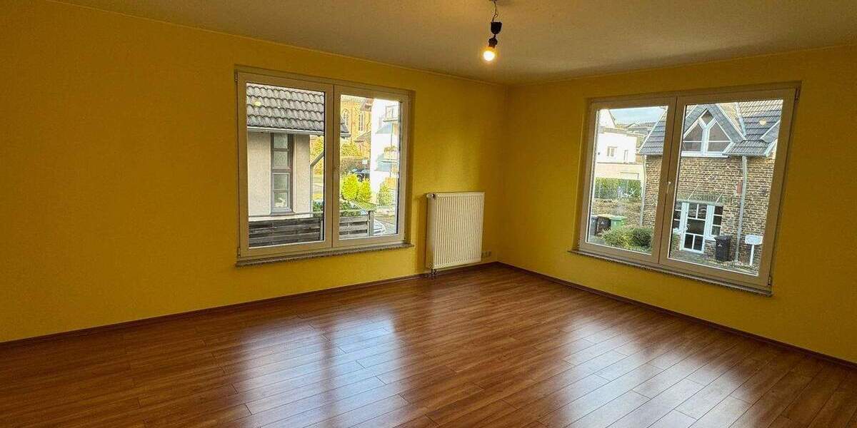 Etagenwohnung Troisdorf-Bergheim Bergheim - 4 Zimmer, 133 m&sup2;, 449.000&euro; | Angebot:25630932