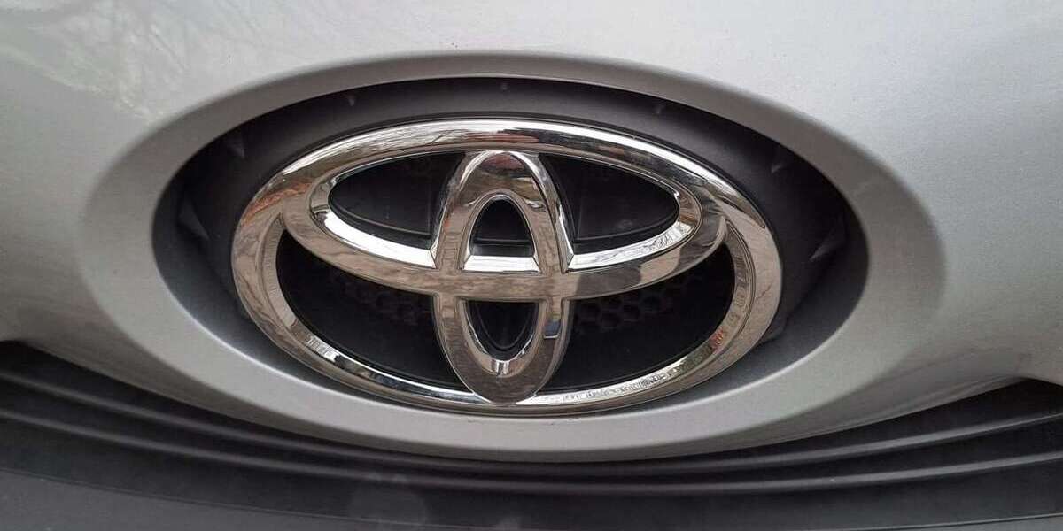 Toyota Aygo 61.900 km 12.250 &euro; Rösrath 51503