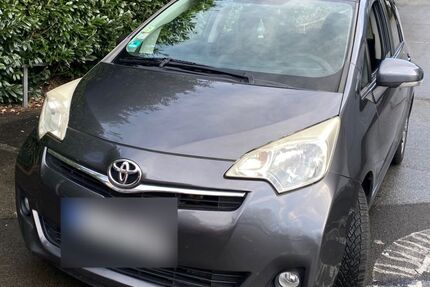 Toyota Verso-S 204.665 km 5.300 &euro; Wermelskirchen 42929