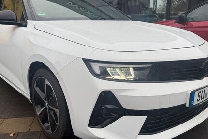 Opel Astra 1.500 km 24.880 € Bornheim 53332