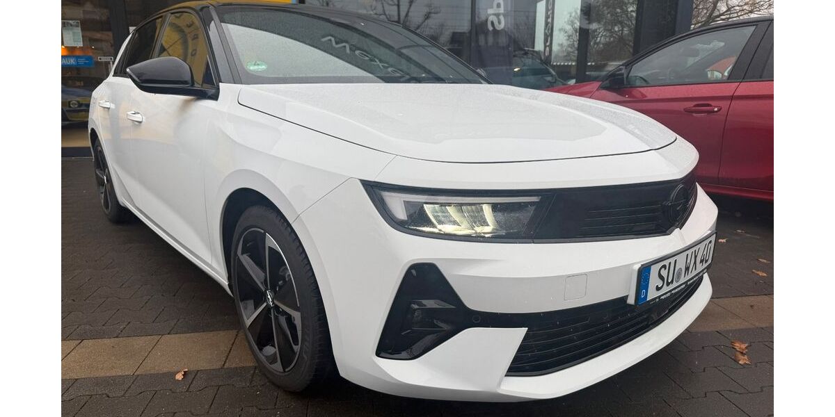 Opel Astra 1.500 km 24.880 € Bornheim 53332