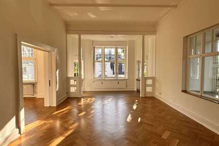 Wohnung zum Mieten in Köln 2.900 € 240 m² 7 zimmer
