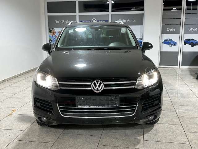 VW Touareg 238.519 km 9.990 € Köln 51107