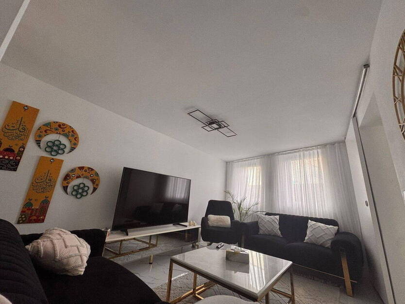 Schmuckes EFH-Haus mit EinliegerWohnung