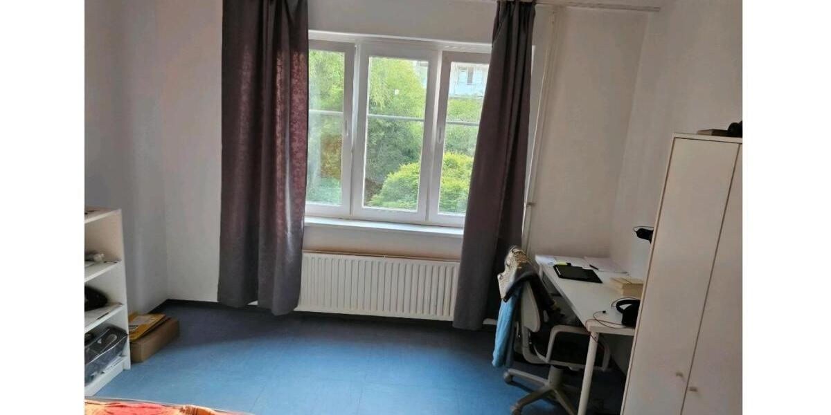 Etagenwohnung Köln Lindenthal - 1 Zimmer, 12 m&sup2;, 380&euro; | Angebot:26449043