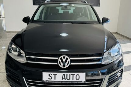 VW Touareg 238.639 km 12.490 &euro; Köln 51107