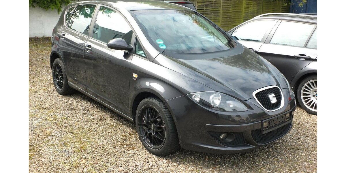 Seat Altea STYLE NAVI AHK PARKPILOT neuer Zahnriemen 162.222 km 4.500 &euro; Köln 50858