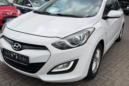 Hyundai i30 86.591 km 8.490 &euro; Bonn 53175