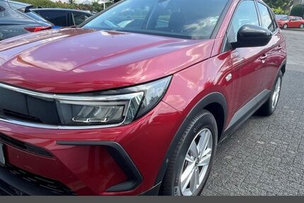 Opel Grandland (X) 27.235 km 17.950 € Bergisch Gladbach 51469
