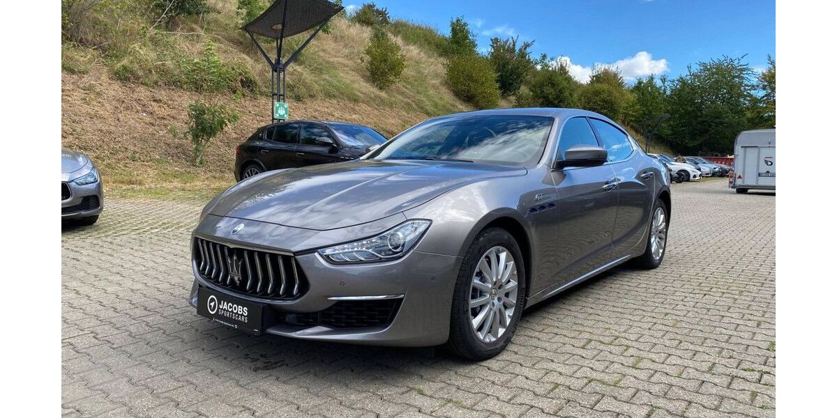 Maserati Ghibli 49.000 km 42.980 &euro; Köln 50829