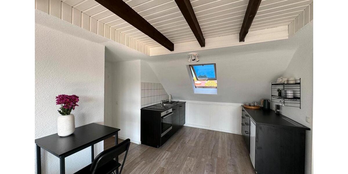 Dachgeschoßwohnung Köln Mülheim - 1.5 Zimmer, 40 m&sup2;, 1.100&euro; | Angebot:26386930