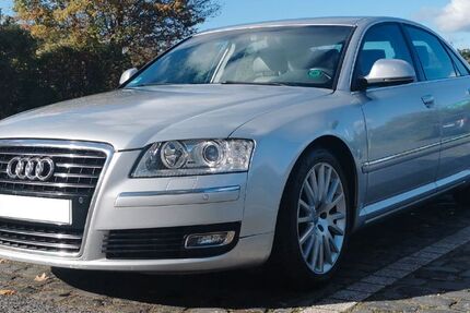Audi A8 173.000 km 8.200 € Köln 50939