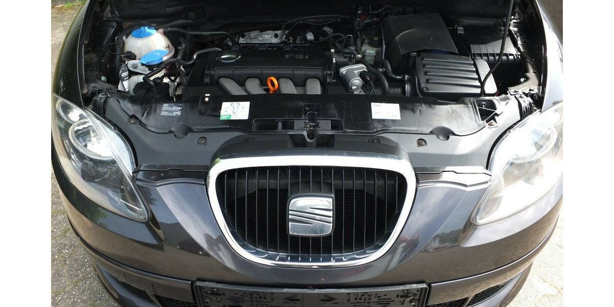 Seat Altea STYLE NAVI AHK PARKPILOT neuer Zahnriemen 162.222 km 4.500 &euro; Köln 50858