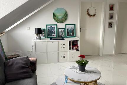 Wohnung Köln Rodenkirchen - 3 Zimmer, 60 m&sup2;, 900&euro; | Angebot:26385469