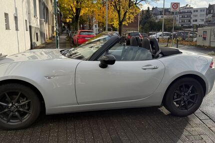 Mazda MX-5 30.993 km 20.790 € Leverkusen 51379