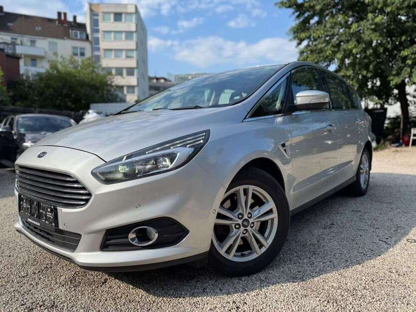S-Max