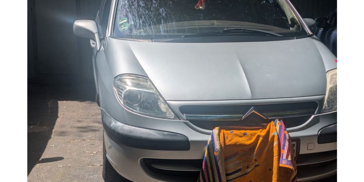Citroen C8 242.848 km 2.000 &euro; Bergheim 50129