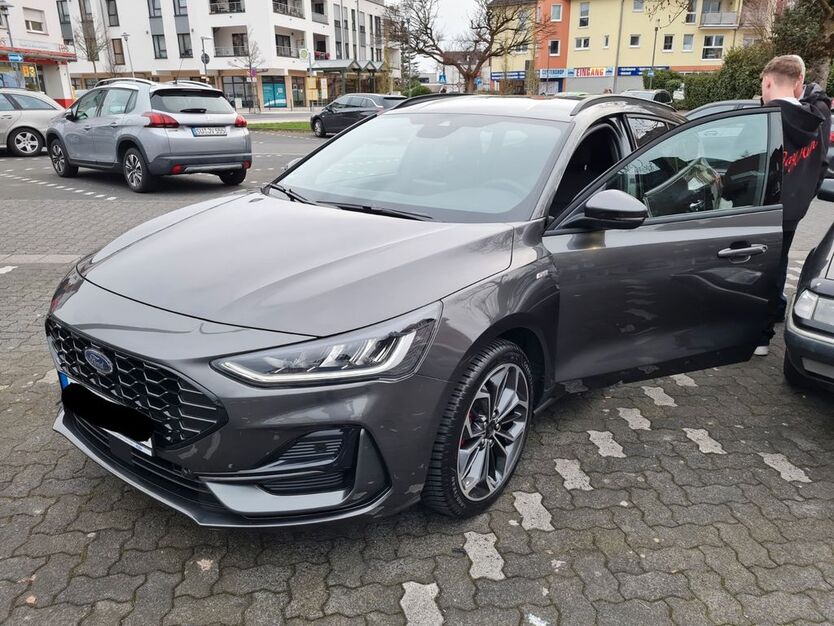 Ford Focus 35.000 km 20.950 € Lohmar 53797